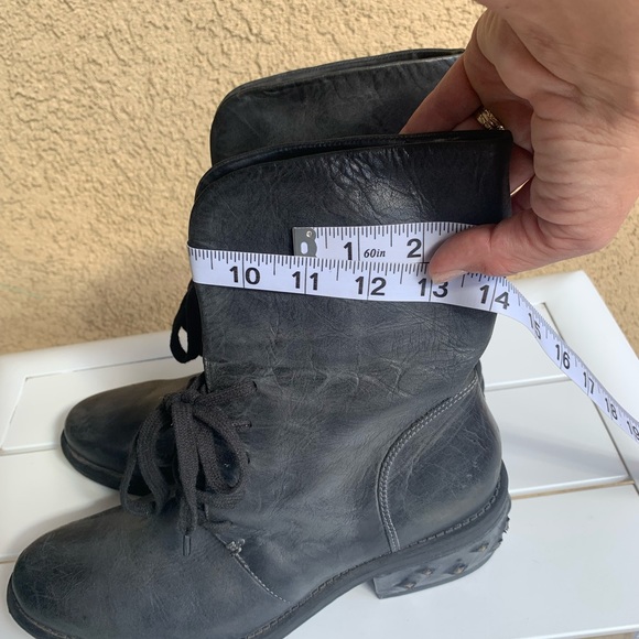 Calvin Klein Jeans black charcoal leather studded moto combat boots size 8.5 - Picture 12 of 15